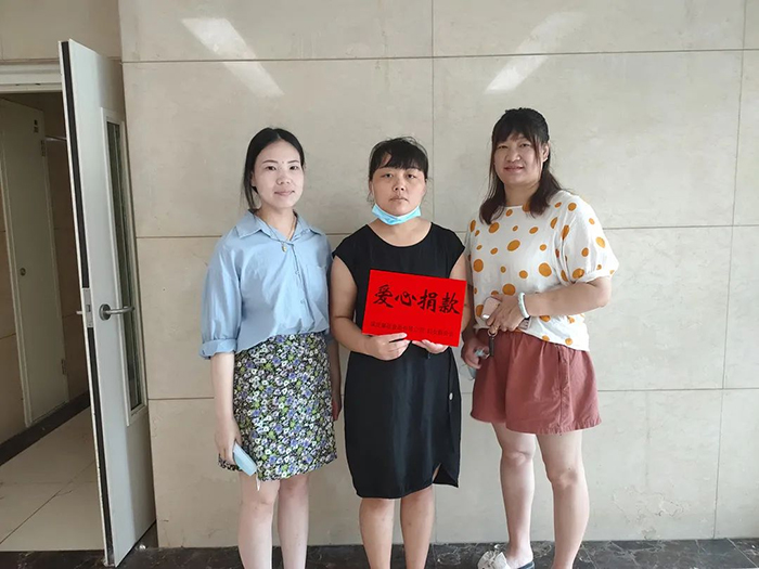 暖心慰問(wèn)，進(jìn)行中