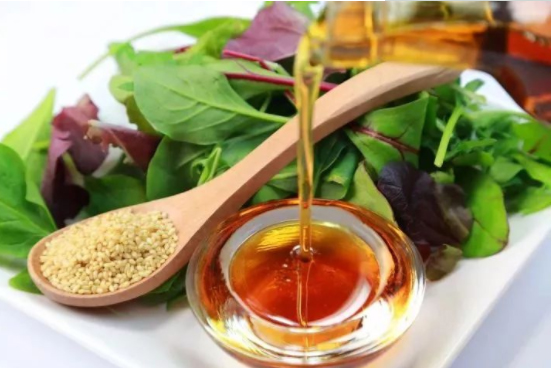 香油這些妙用你知道多少？別只拿來拌菜用！